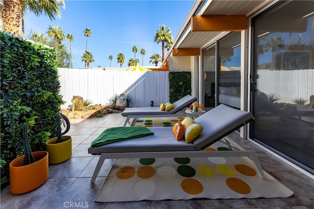 view of patio featuring a fenced backyard