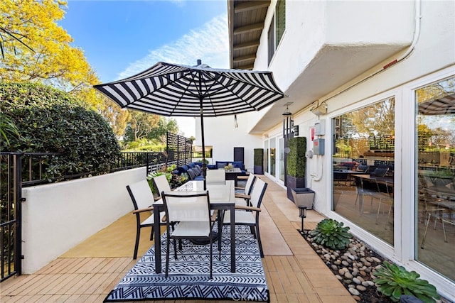 view of patio / terrace with outdoor dining area