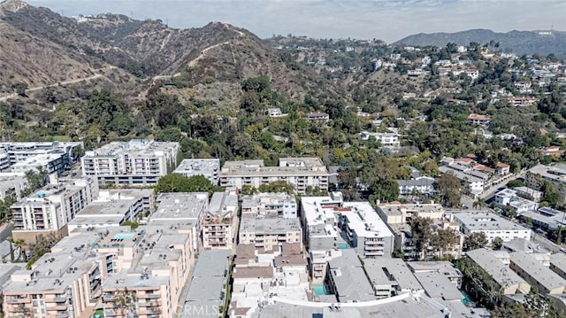 bird's eye view featuring a mountain view