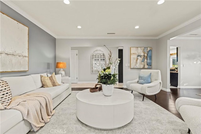 5386 Harter Ln, La Canada Flintridge, CA 91011 - living room featuring recessed lighting, wood finished floors, ornamental molding, and baseboards