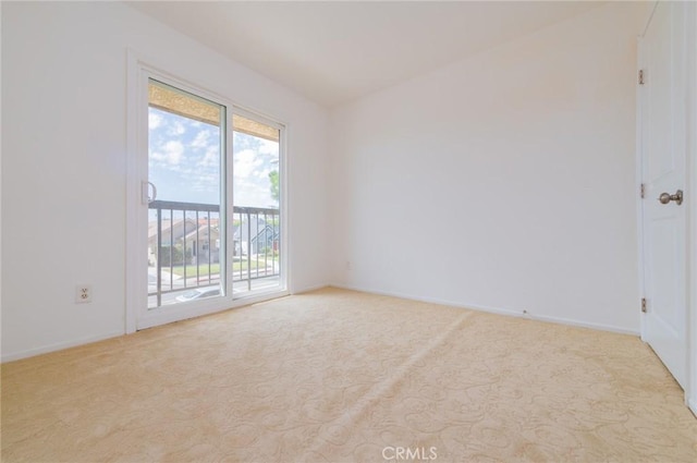 empty room featuring carpet