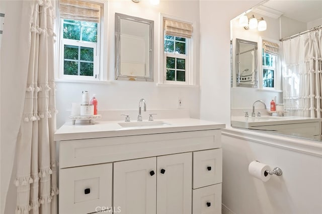 full bathroom featuring vanity