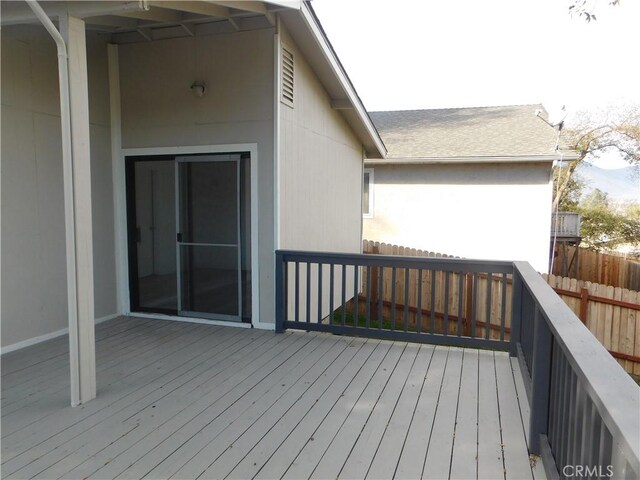 14370 Ridge Rd, Clearlake, CA 95422 - wooden deck featuring fence