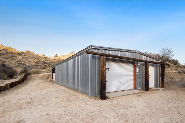 view of detached garage