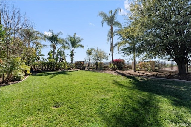 view of yard featuring fence