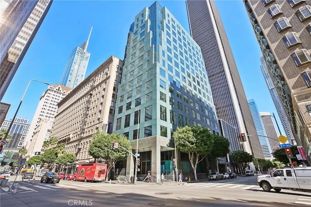 view of building exterior featuring a city view