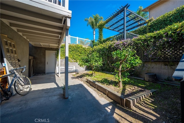 250 Stagecoach Rd, Arroyo Grande, CA 93420 - view of patio / terrace featuring fence and central AC