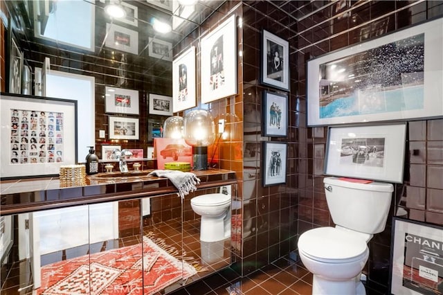 5910 Pat Ave, Woodland Hills, CA 91367 - bathroom with vanity, toilet, tile walls, and tile patterned floors