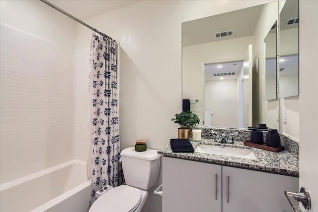 35107 Rangpur Ln, Fallbrook, CA 92028 - full bath with toilet, vanity, and shower / bathtub combination with curtain