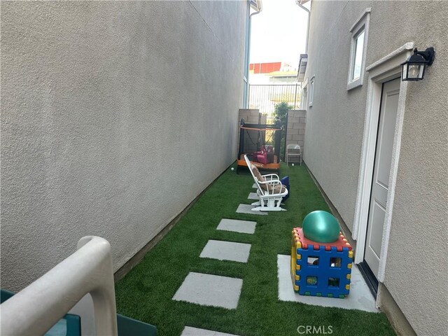 13906 Gazania Ln, Fontana, CA 92336 - view of yard