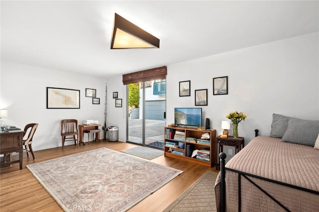 115 Bayside Pl Unit 115, Corona Del Mar, CA 92625 - interior space featuring access to exterior and wood finished floors