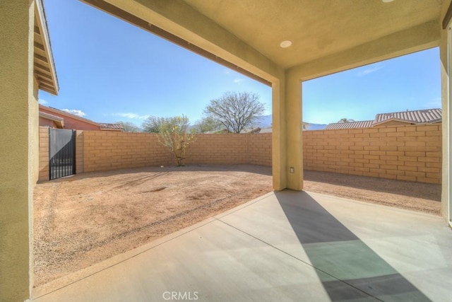 67813 Rio Vista Dr, Cathedral City, CA 92234 - fenced backyard with a patio area