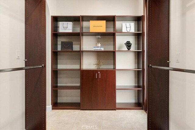 31422 Ceanothus Dr, Laguna Beach, CA 92651 - spacious closet featuring tile patterned floors
