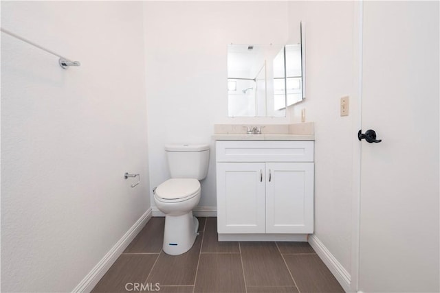 17875 Idyllwild Ln, Victorville, CA 92395 - bathroom with vanity, baseboards, and toilet