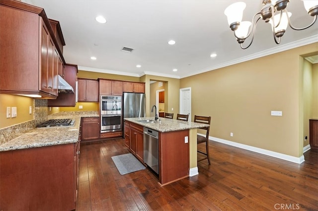 kitchen with stainless steel appliances, dark wood-type flooring, a sink, visible vents, and crown molding