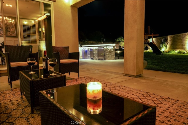 view of patio / terrace with an outdoor kitchen