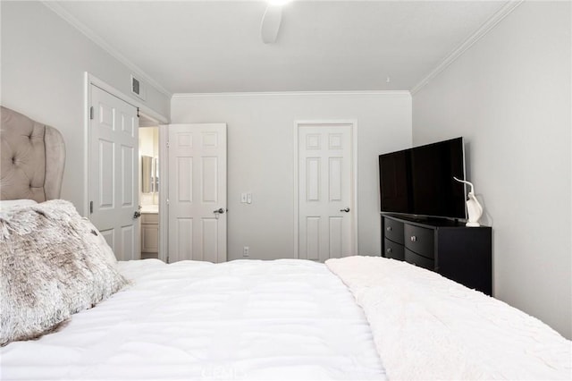 bedroom with visible vents, a ceiling fan, and ornamental molding