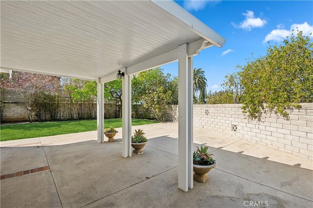 1632 Indus St, Newport Beach, CA 92660 - view of patio / terrace featuring a fenced backyard