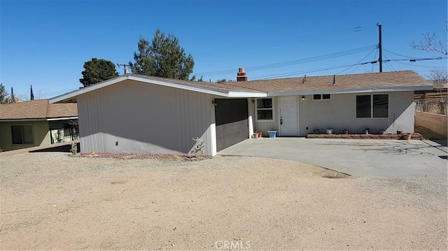 7625 Borrego Trl, Yucca Valley, CA 92284 - view of front facade with a garage and driveway
