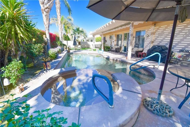 view of pool with a patio area, a fenced backyard, a pool with connected hot tub, and a pergola