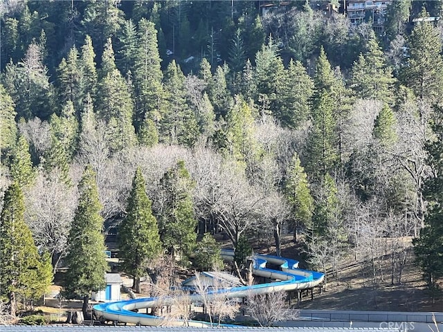 370 Weisshorn Dr, Crestline, CA 92325 - bird's eye view with a view of trees