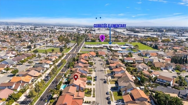 birds eye view of property featuring a residential view