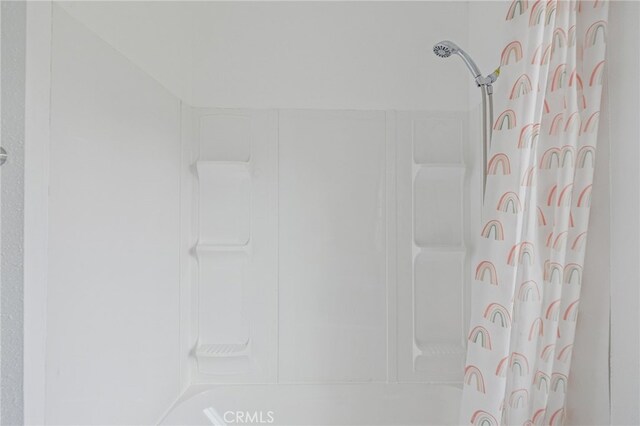 view of full bathroom