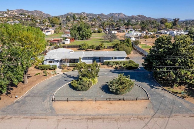 bird's eye view featuring a mountain view