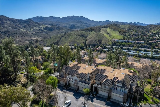 bird's eye view with a mountain view