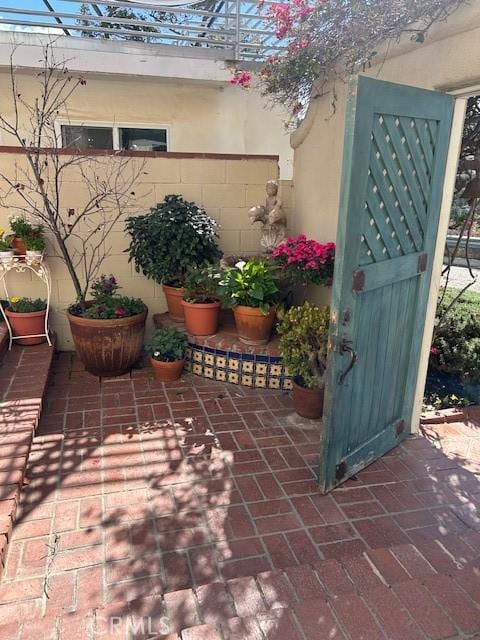 exterior space featuring fence