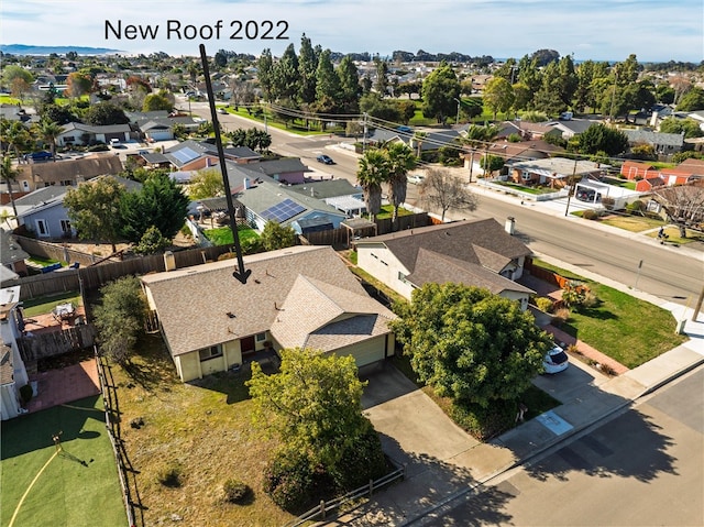 bird's eye view with a residential view