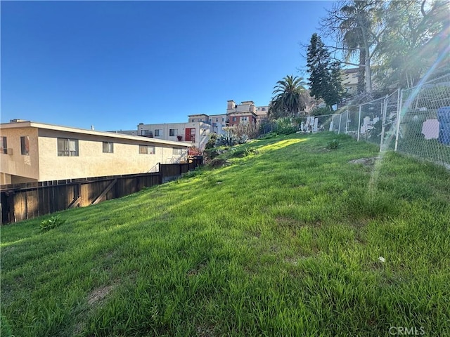 Listing photo 3 for 746 Cleveland St, Los Angeles CA 90012