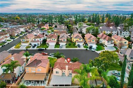 aerial view featuring a residential view