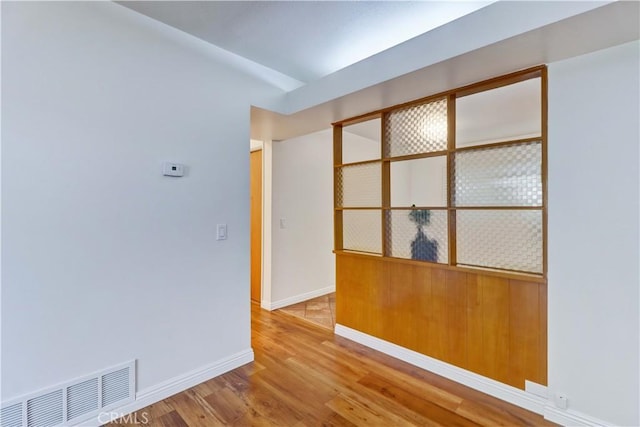 675 S Indian Hill Blvd S Unit C, Claremont, CA 91711 - photo 4