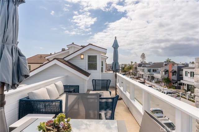 207 E Edgewater Ave Unit A, Newport Beach, CA 92661 - balcony with a residential view and an outdoor living space