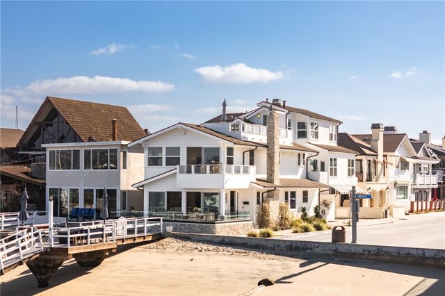 207 E Edgewater Ave Unit A, Newport Beach, CA 92661 - exterior space featuring a residential view
