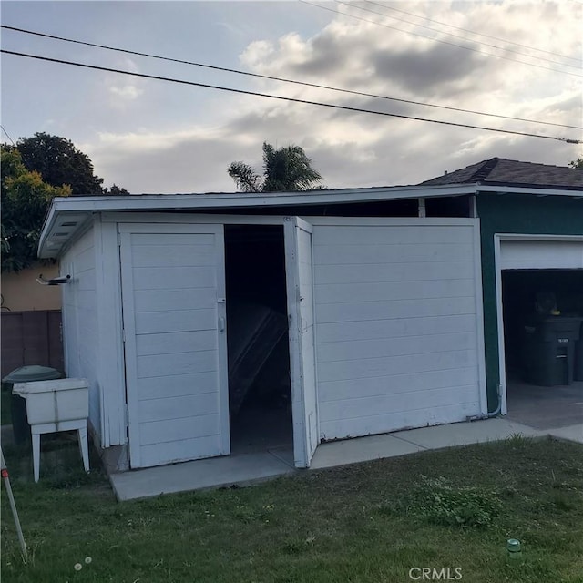 view of outbuilding with an outbuilding