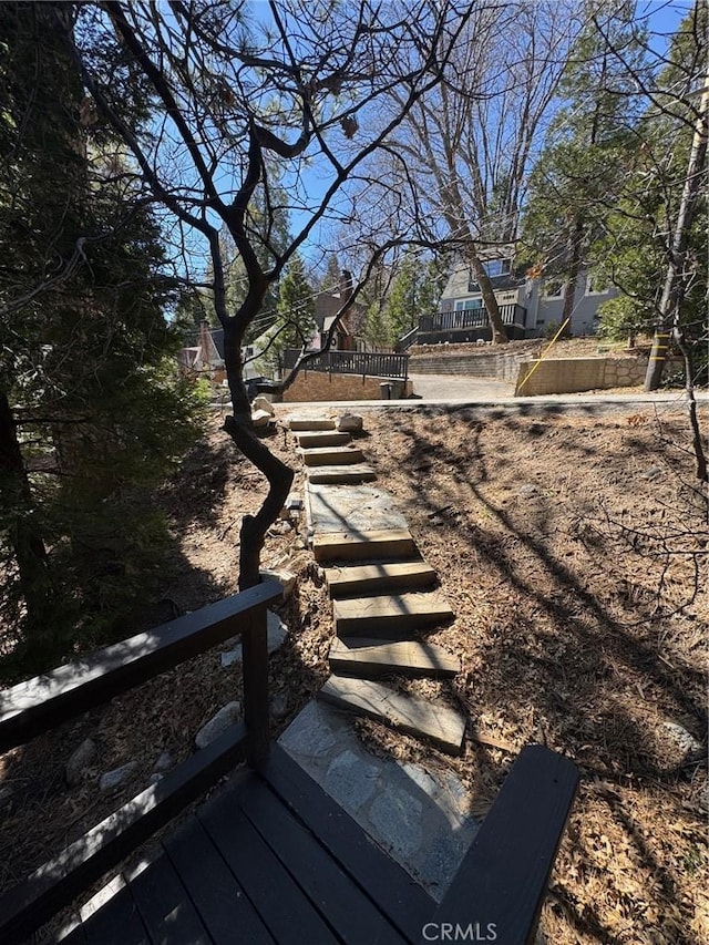 283 Walnut Dr, Lake Arrowhead, CA 92352 - view of yard with stairs