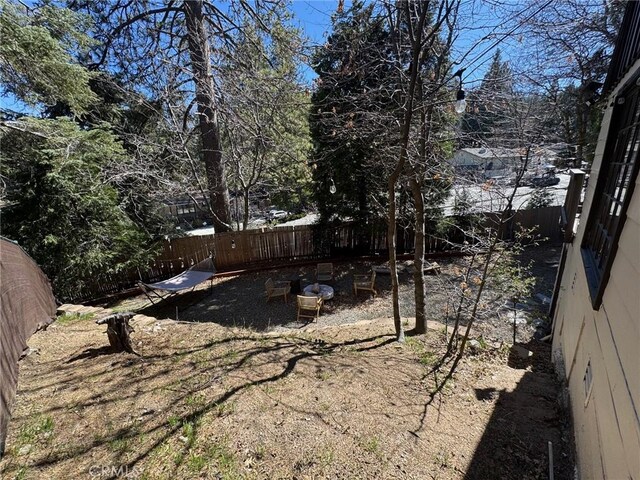 283 Walnut Dr, Lake Arrowhead, CA 92352 - view of fenced backyard