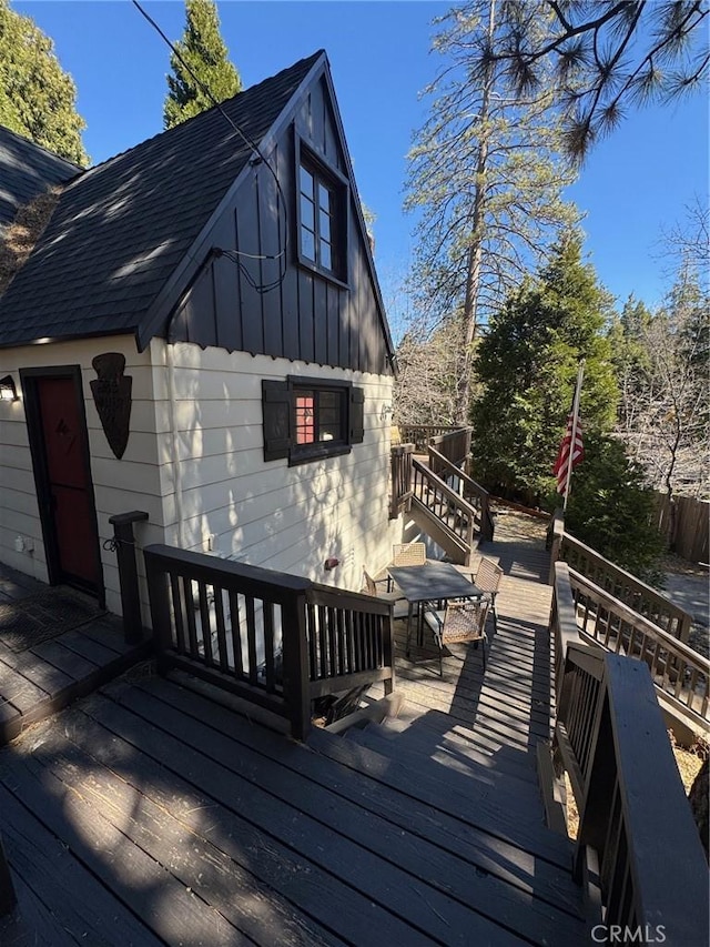 283 Walnut Dr, Lake Arrowhead, CA 92352 - view of wooden deck