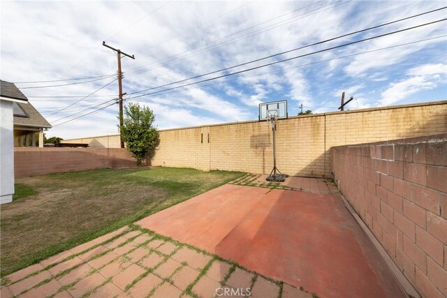 view of patio with a fenced backyard