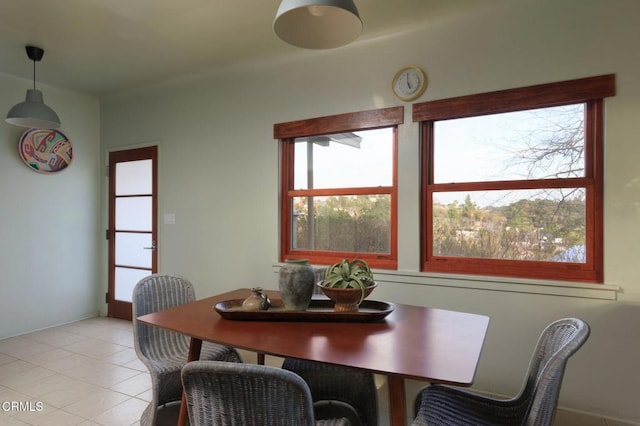 dining room with light tile patterned floors