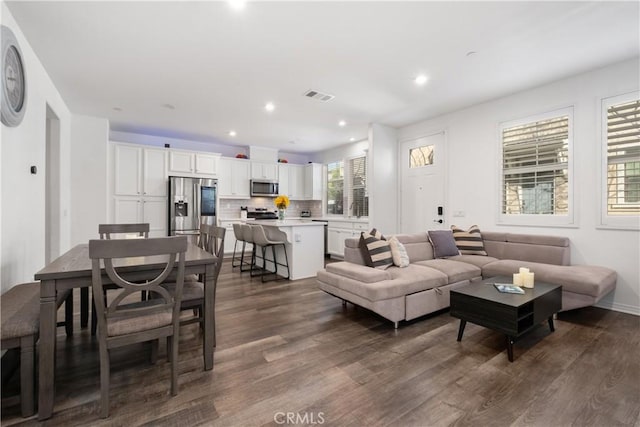 166 Natal Rd, Rancho Mission Viejo, CA 92694 - living area with dark wood-style floors and recessed lighting