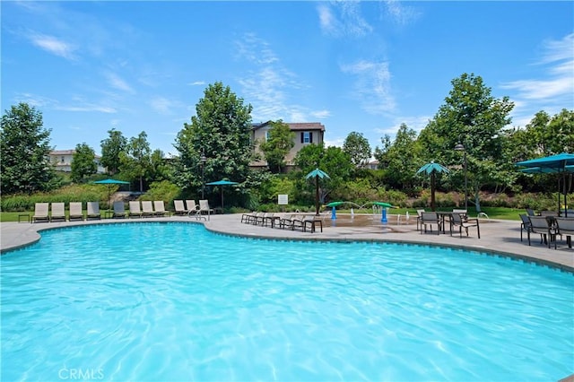 166 Natal Rd, Rancho Mission Viejo, CA 92694 - community pool featuring a patio area