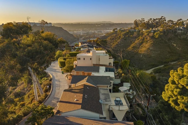 view of aerial view at dusk