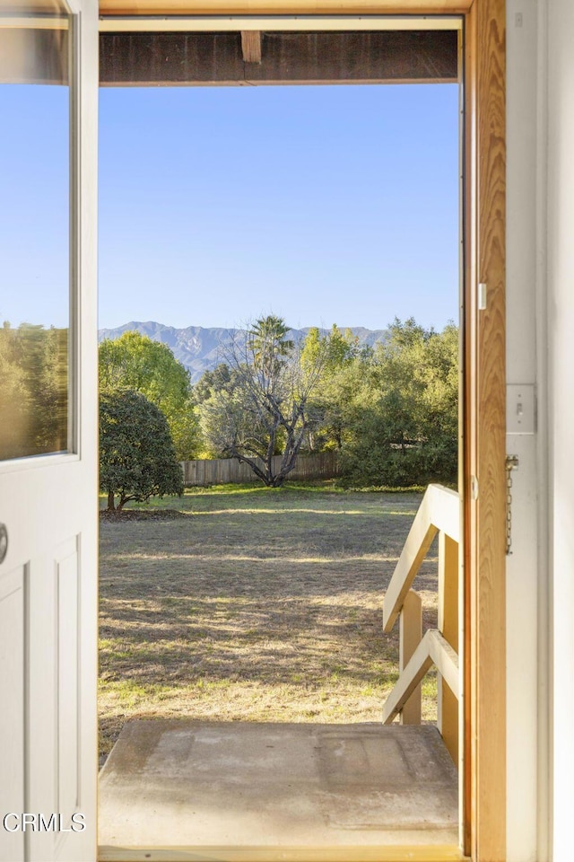 entryway with a mountain view