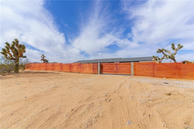 670 Ducor Ave, Landers, CA 92285 - view of yard
