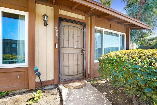 view of entrance to property