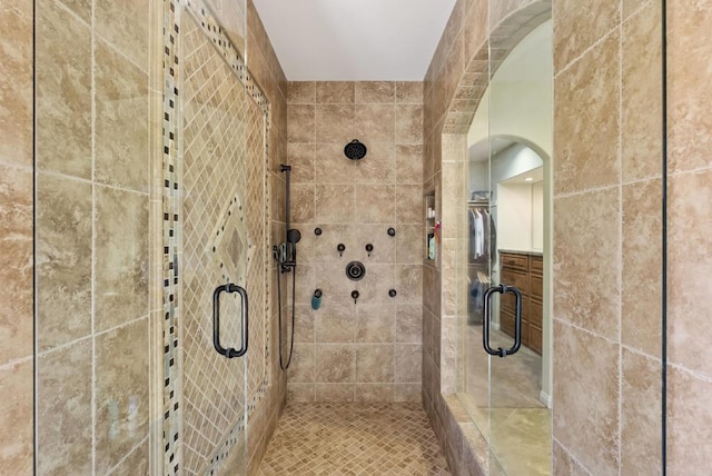 6433 Dehesa Rd, El Cajon, CA 92019 - bathroom with a stall shower