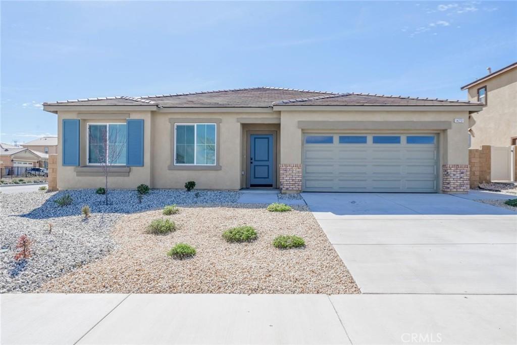 14251 Fir St, Oak Hills, CA 92344 - photo 1